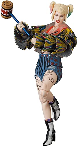 MAFEX "Birds of Prey (and the Fantabulous Emancipation of One Harley Quinn)" Harley Quinn (Caution Tape Jacket Ver.)