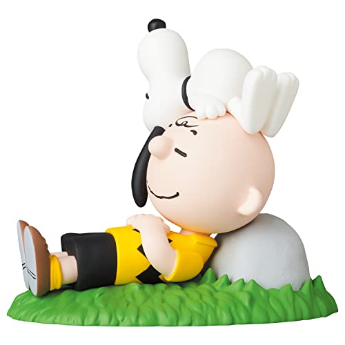 UDF PEANUTS Series 13 NAPPING CHARLIE BROWN & SNOOPY