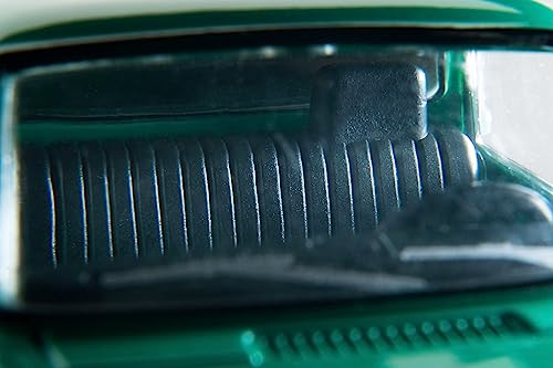 1/64 Scale Tomica Limited Vintage TLV-194b Datsun Truck North America Ver. (Green)