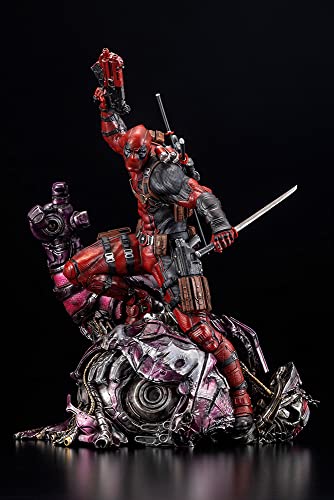 "Marvel Universe" Deadpool Fine Art Statue Signature Series Feat. Kucharek Brothers