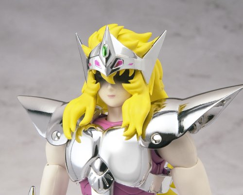 saint cloth myth lizard misty