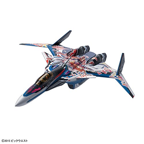 VF - 31j Kai Siegfried, (Hayate Immelman Custom decultural version) - 1 / 72 Scale - Macro delta - bandi