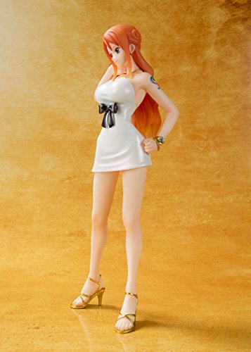 Nami Figuarts ZERO  - ONE PIECE FILM GOLD Ver.