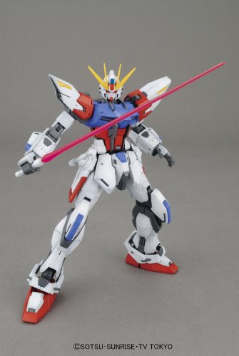 Gat-X105B Build Strike Gundam Gat-X105B / FP Construction Strike Gundam Package complet - 1/100 Échelle - MG (# 176), Gundam Construction Fighters - Bandai