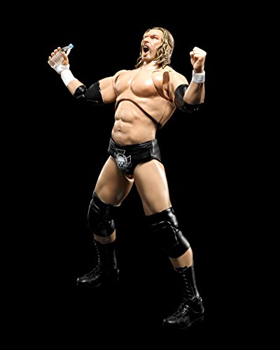 Triple H S.H.Figuarts WWE - Bandai