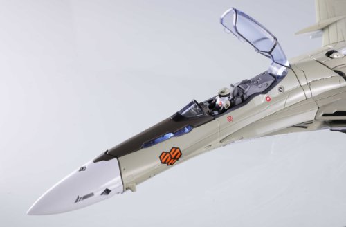 VF-25A Messiah Valkyrie (General Machine) 1/60 DX Chogokin Macross Frontier - Bandai