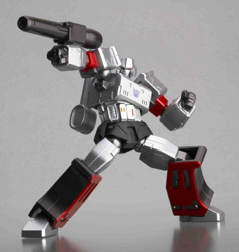 Megatron Revoltech (No. 025) Transformers - Kaiyodo