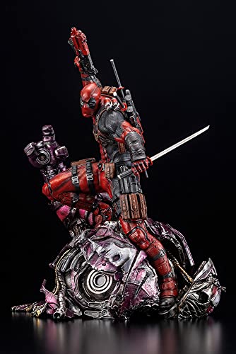 "Marvel Universe" Deadpool Fine Art Statue Signature Series Feat. Kucharek Brothers