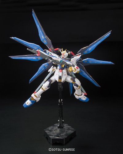 ZGMF-X20A Strike Freedom Gundam-1/144 scale-RG (#14) Kidou Senshi Gundam SEED Destiny-Bandai