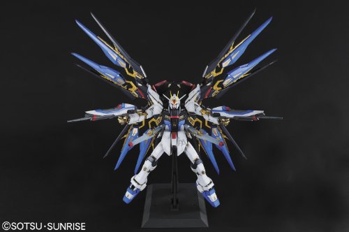 ZGMF-X20A Freedom Freedom Gundam - 1/60 Échelle - PG (# 14) Kidou Senshi Gundam Seed Destiny - Bandai
