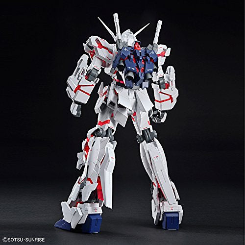 Mega Size Model Unicorn Gundam (Destroy Mode)