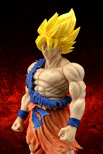 Son Goku SSJ Gigantic Series Damage ver. Dragon Ball Z - X-Plus