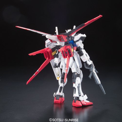 GAT-X105 + AQM / E-X01 Aile Strike Gundam - Scala 1/144 - RG (# 03) Kicou Senshi Gundam Seed - Bandai