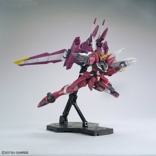 ZGMF-X09A JUSTICIA GUNDAM - 1/100 ESCALA - MG Kidou Senshi Gundam Semillas - Bandai