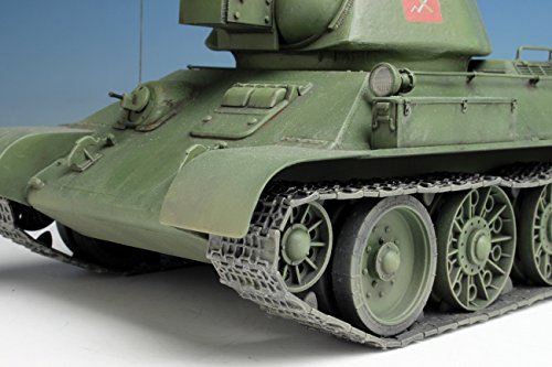 T-34/76 (version du lycée Pravda) - 1/35 échelle - Filles et Panzer Le film - Place