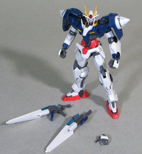 GN-0000 00 Gundam 1/200 HCM Pro Kidou Senshi Gundam 00 - Bandai