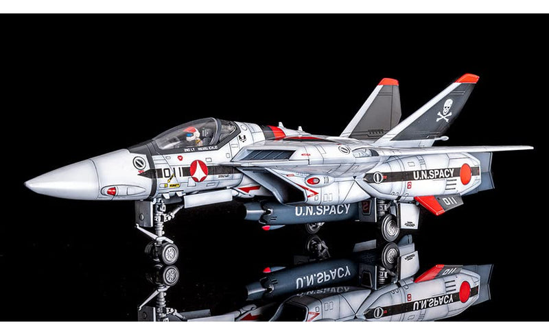 "Macross: Do You Remember Love?" PLAMAX 1/72 VF-1A/S Fighter Valkyrie (Ichijyo Hikaru's Fighter)