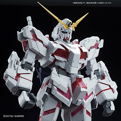 Mega Size Model Unicorn Gundam (Destroy Mode)