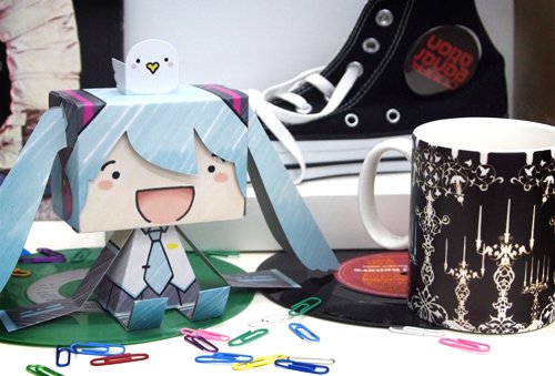 Hatsune Miku Graphig (# 141) Vocaloid - COSPA