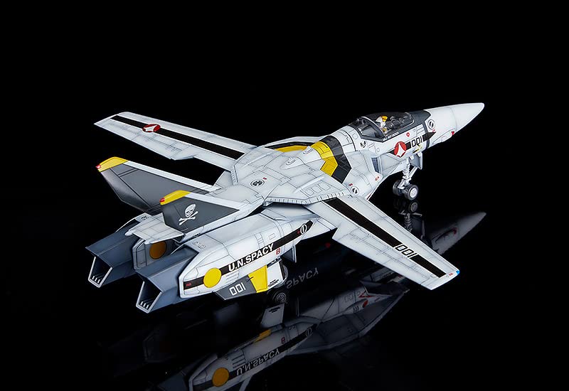 Macross: Do You Remember Love? PLAMAX 1/72 VF-1S Fighter Valkyrie (Roy Focker Custom)