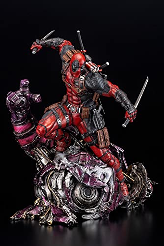"Marvel Universe" Deadpool Fine Art Statue Signature Series Feat. Kucharek Brothers