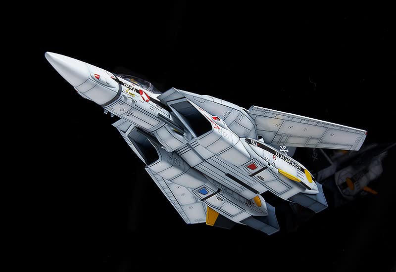 Macross: Do You Remember Love? PLAMAX 1/72 VF-1S Fighter Valkyrie (Roy Focker Custom)
