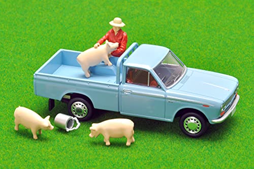 1/64 Scale Tomica Limited Vintage TLV-195b Datsun Truck 1500 Deluxe (Light Blue) with Figure
