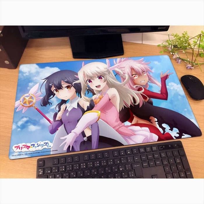 "Fate/kaleid liner Prisma Illya Prisma Phantasm" Rubber Mat Illya & Miyu & Chloe