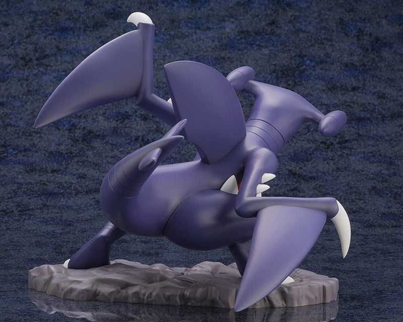 "Serie Pokemon / Monstruos de bolsillo" Artfx J Cynthia / Shirona con Garchomp / Gaburias (Kotobukiya)