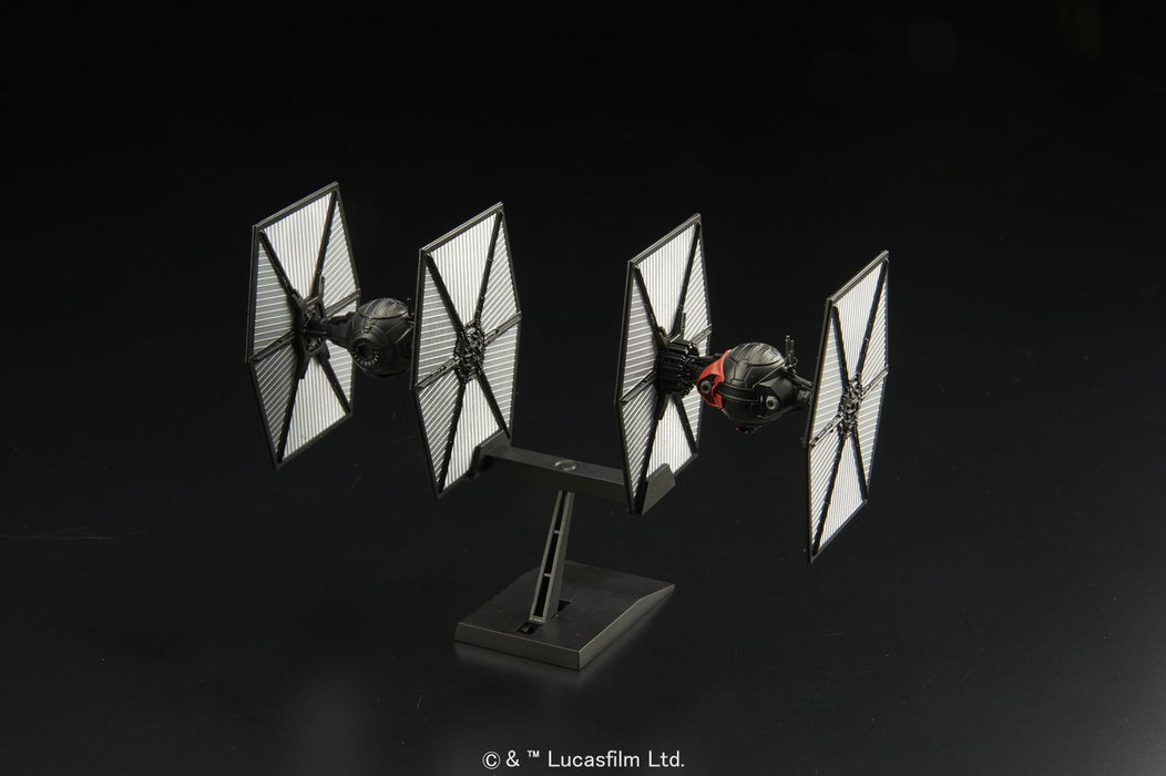 "Star Wars" Fahrzeugmodell 004 erster Ordnung Tie-Kämpfer-Set
