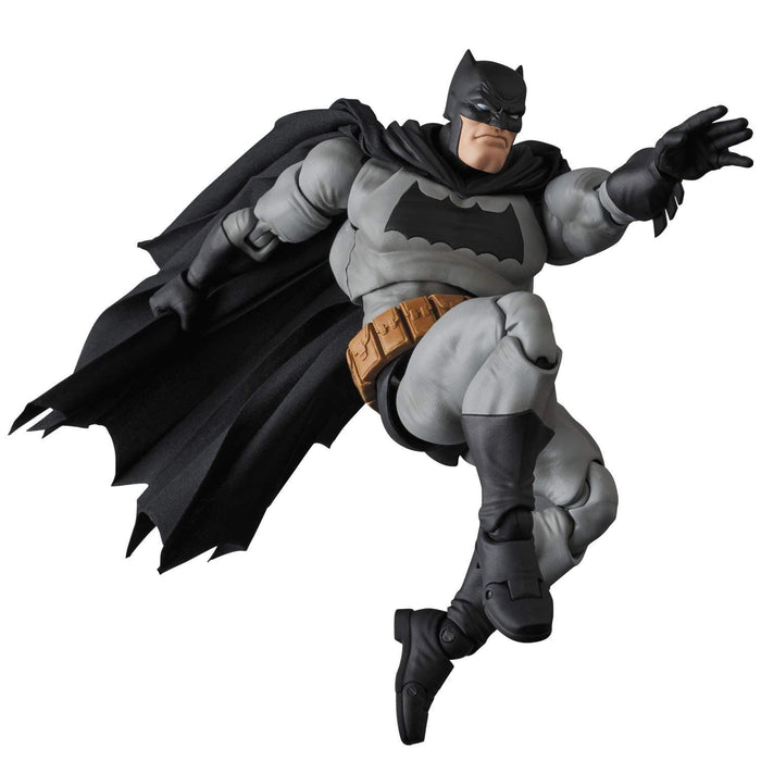 Batman: The Dark Knight Returns - Mafex No.106 (Juguete Medicom)