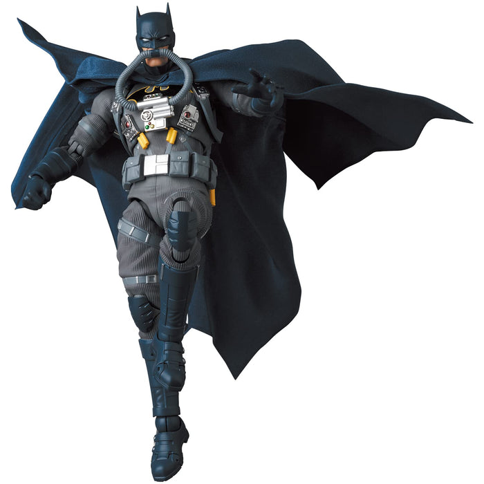"Batman: Hush" MAFEX No.166 Stealth Jumper Batman (Batman: Hush Ver.)