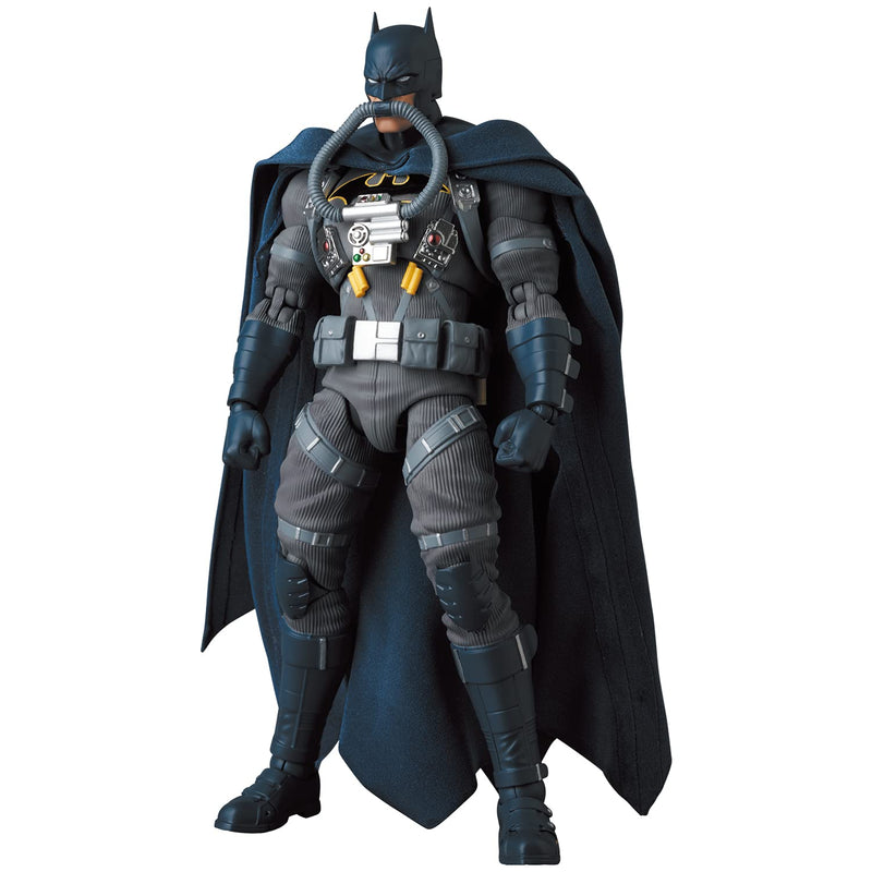 "Batman: Hush" MAFEX No. 166 Stealth Jumper Batman (Batman: Hush Ver.)