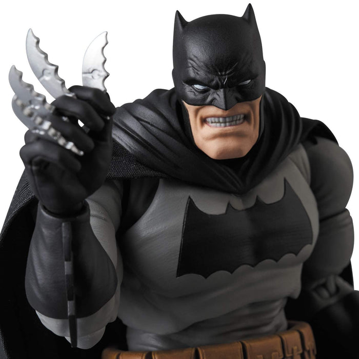 Batman: The Dark Knight Returns - Mafex No.106 (Medicom Toy)
