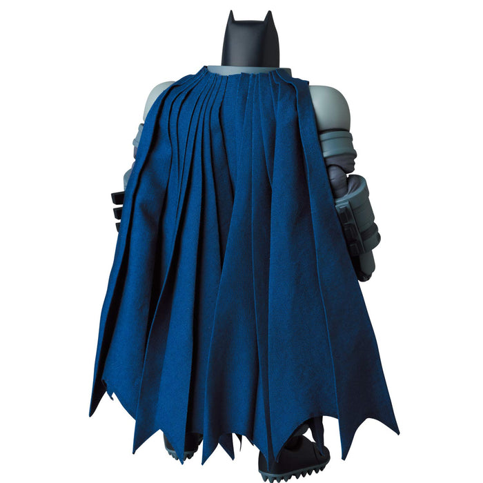 "Batman: The Dark Knight Returns" MAFEX No.146 Armored Batman (The Dark Knight Returns)