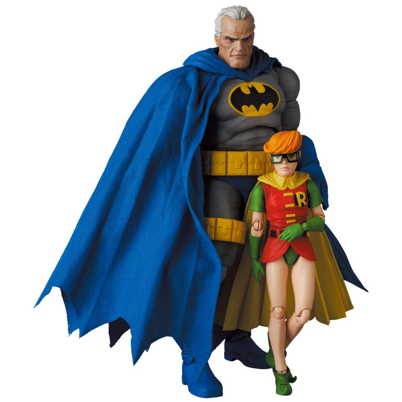 "Batman:The Dark Knight Returns" MAFEX(No.139) Batman Blue Ver. & Robin The Dark Knight Returns