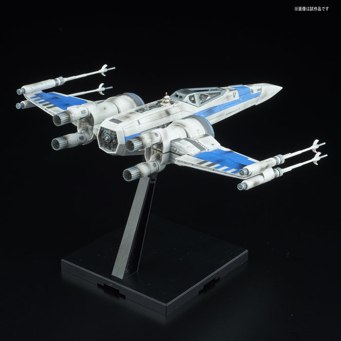 "Star Wars" 1/72 X-Wing Fighter Blue Squadron (the Last Jedi)