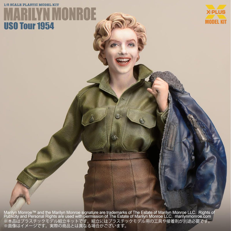 1/8 Scale Marilyn Monroe (USO Tour 1954) Plastic Model Kit