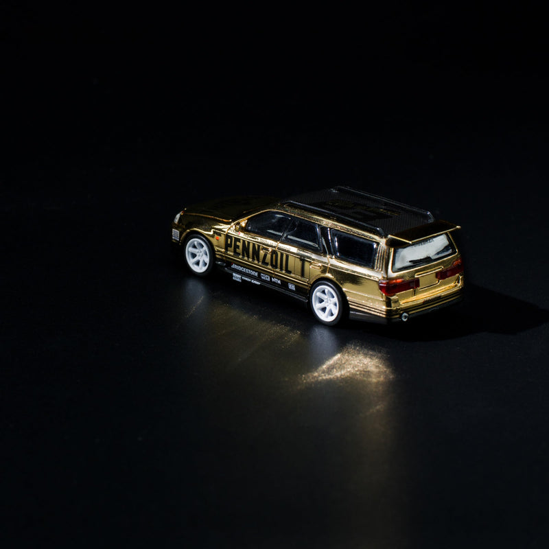 1/64 NISSAN STAGEA GOLD CHROME