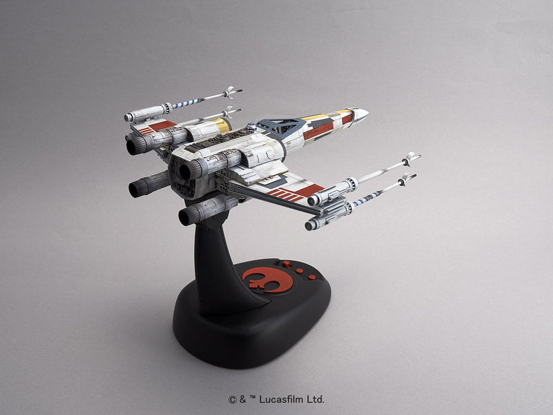 "Star Wars" 1/48 X-Wing Starfighter Moving Edition