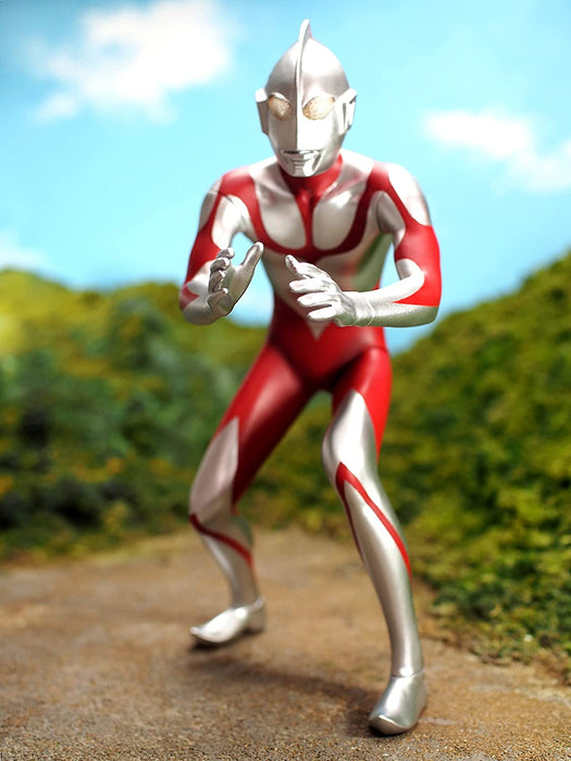 CCP 1/6 Tokusatsu Series "Shin Ultraman" Ultraman Fighting Pose
