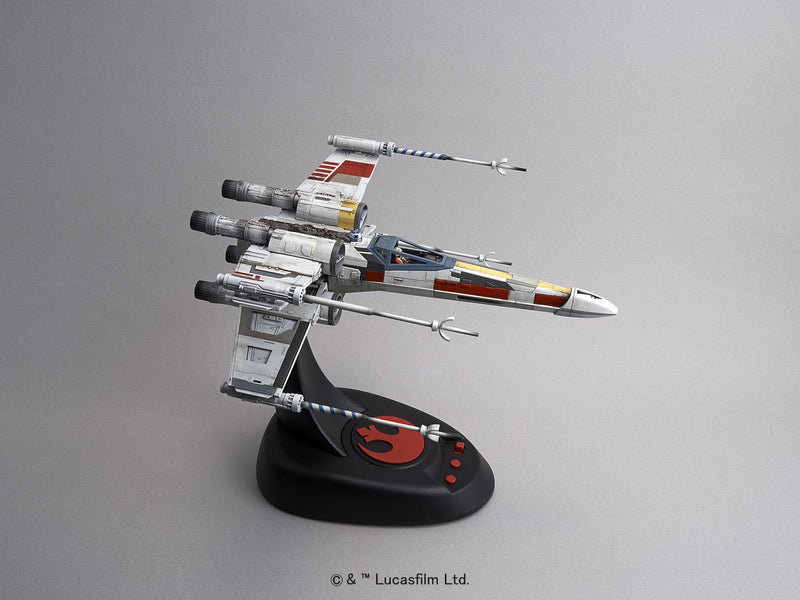 "Star Wars" 1/48 X-Wing Starfighter Moving Edition