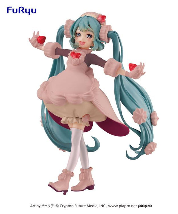 "Vocaloid Hatsune Miku" SweetsSweets Series Strawberry Chocolate Figure
