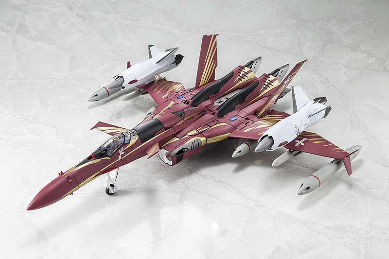 "Macross Zero" 1/60 Scale Perfect Trance SV-51 Gamma Nora Polyansky Model Final Battle Ver.