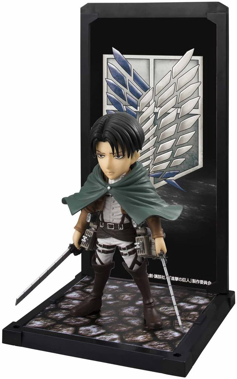 Levi Tamashii Buddies Ataque en Titán