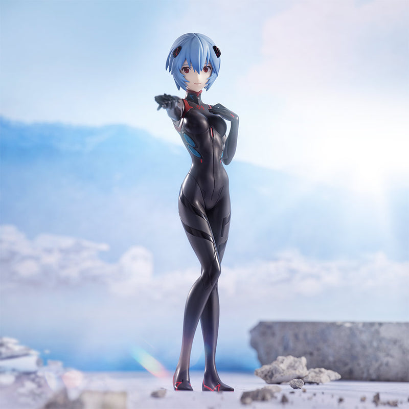 "Rebuild of Evangelion" SPM Figure Ayanami Rei Hand Over