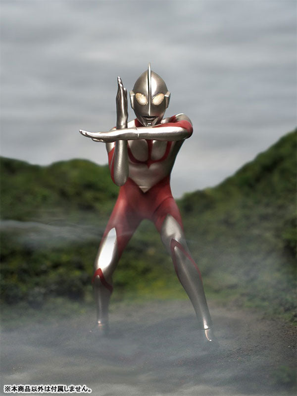 CCP 1/6 Tokusatsu Series "Shin Ultraman" Ultraman Spacium Beam High Grade Ver. with LED Light Up Gimmick