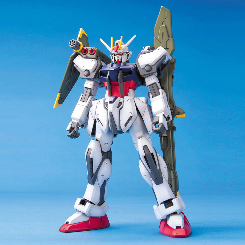 Gat-X105 Strike Gundam Gat-X105 + AQM / E-X03 Launcher Strike Gundam - 1/100 Échelle - 1/100 Gundam Sreed Series (05) Kidou Senshi Gundam Seed - Bandai