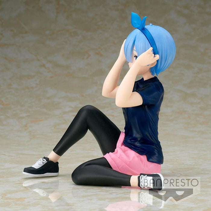 "Re:Zero Starting Life in Another World" Relax Time Rem Training Ver.