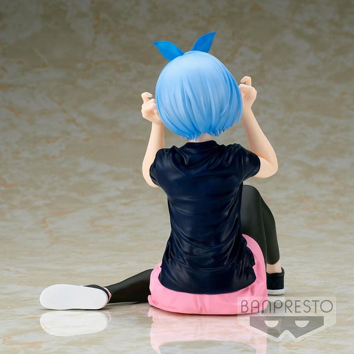 "Re:Zero Starting Life in Another World" Relax Time Rem Training Ver.